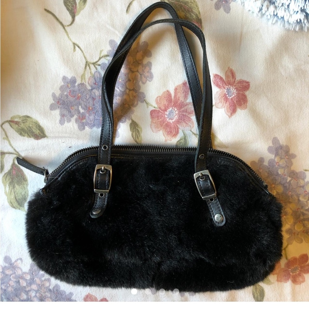Roxy black faux fur faux leather strap shoulder purse clutch y2k hot pink